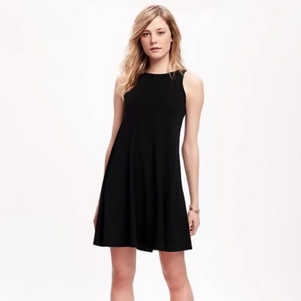 ✨ OLD NAVY Sleeveless Jersey Swing Dress✨
